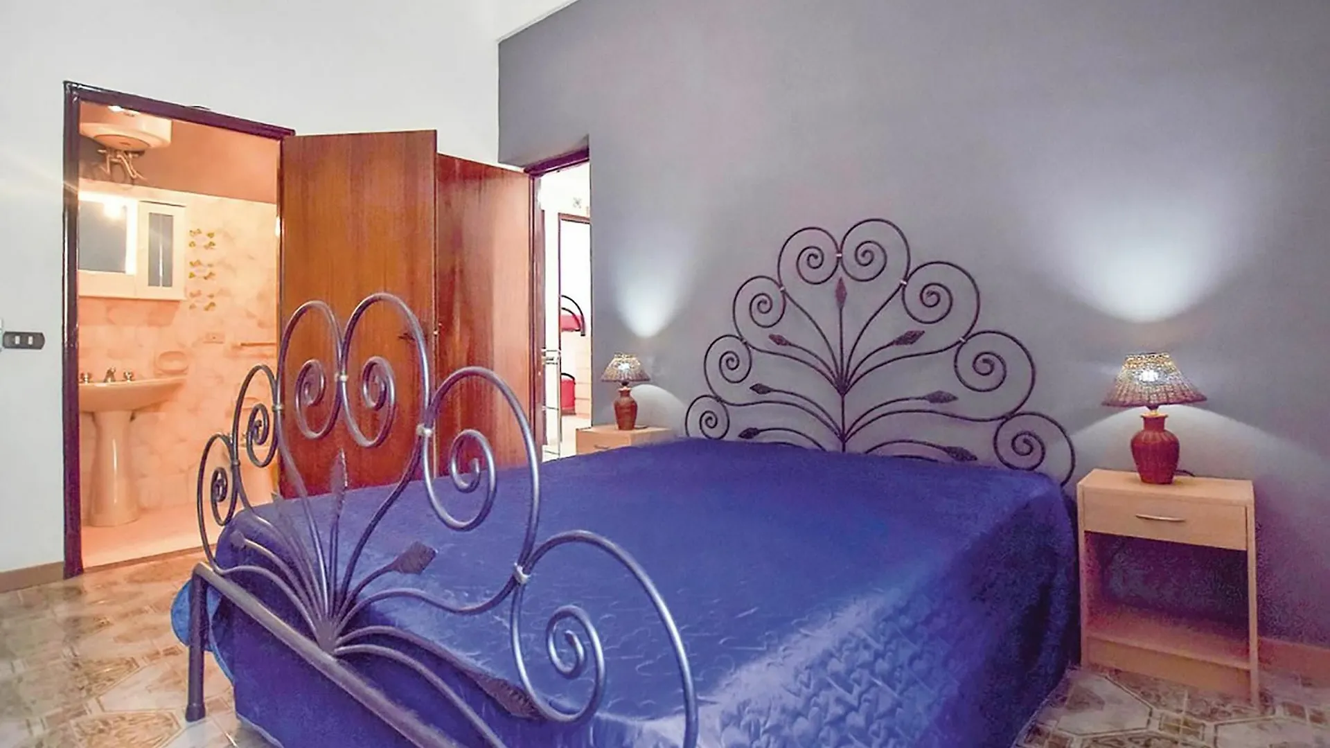 Apartment With 2 Bedrooms In San Giorgio, With Enclosed Garden And Wif Sciacca İtalya